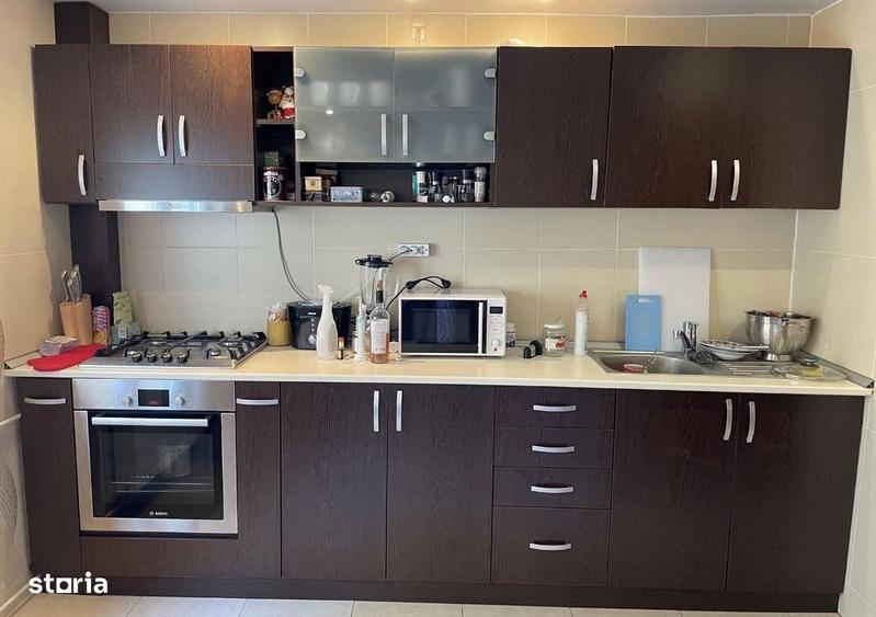 Apartament cu 3 camere decomandat în Doamna Ghica