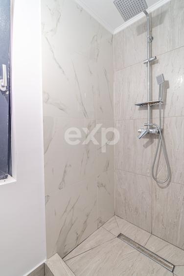 Apartament cu 3 camere decomandat în Zamora