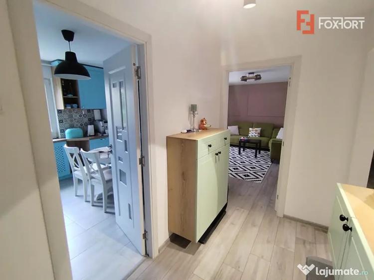 Apartament cu 3 camere decomandat în P-ța Doina