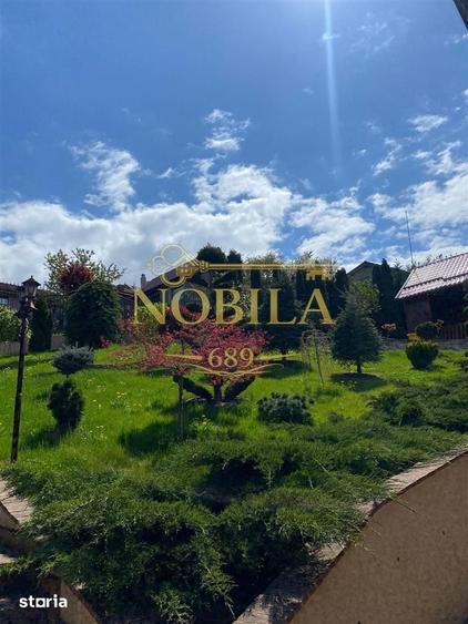 Spațiu comercial, de 700 mp, în Central