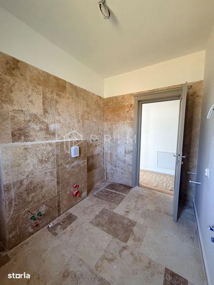 Casă cu 4 camere cu Teren 700 Mp în Livezeni