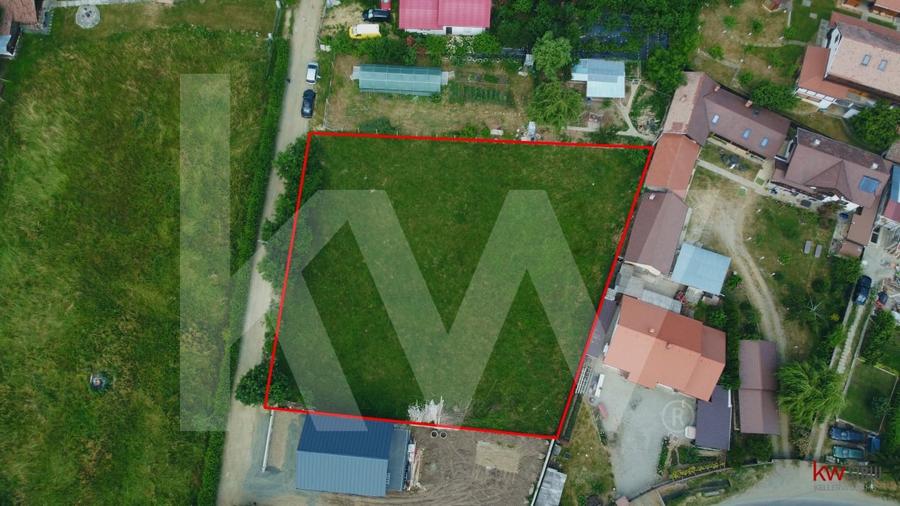 Teren Construcții intravilan de 1000 mp, în Exterior Vest