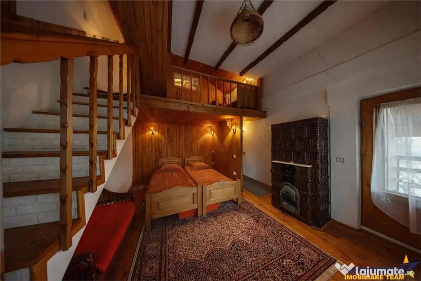 Proprietate rustica la 1 km de Castelul Bran:Doua unitati du - 5