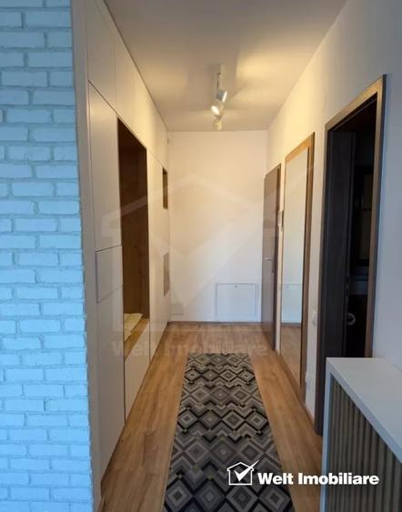 Apartament cu 3 camere decomandat, mobilat în Bună Ziua