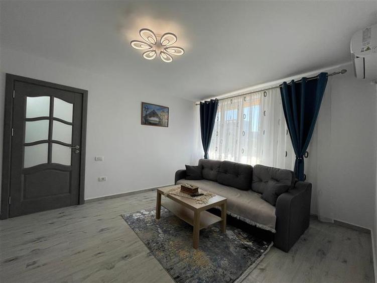 Apartament cu 2 camere semidecomandat în Central