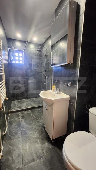 Apartament cu 3 camere decomandat, mobilat în 7 Noiembrie