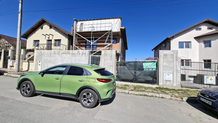 Casă individuală cu 5 camere cu Teren 300 Mp în Agigea