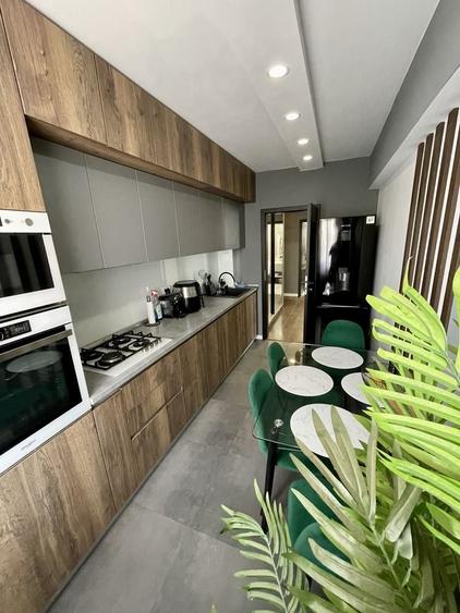 Apartament cu 3 camere decomandat în Fundeni