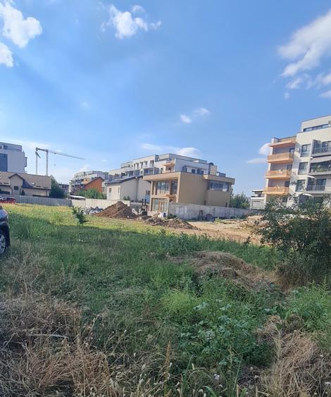 Teren Construcții intravilan de 320 mp, în Theodor Pallady