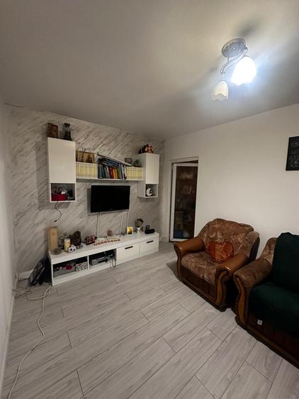 Apartament cu 2 camere nedecomandat, mobilat în Alexandru cel Bun