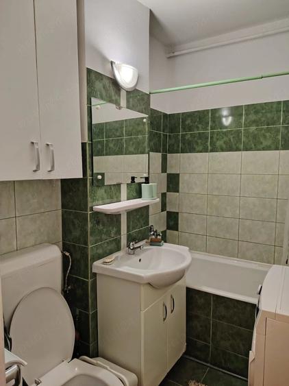 Garsonieră decomandată în Central