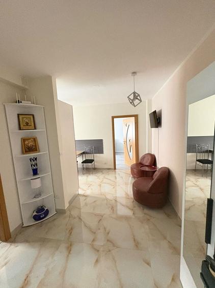 Apartament cu 2 camere decomandat în Central
