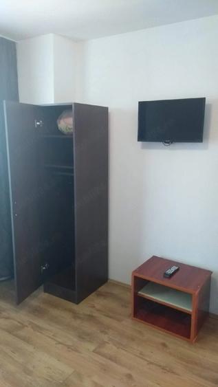 Casă cu 6 camere cu Teren 300 Mp în Central