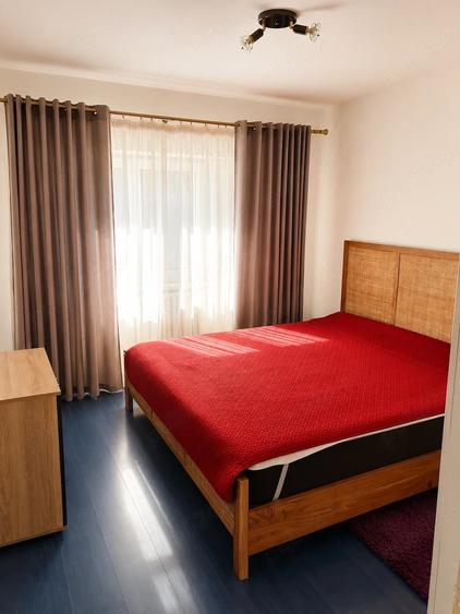 Apartament cu 3 camere decomandat în Exterior Vest