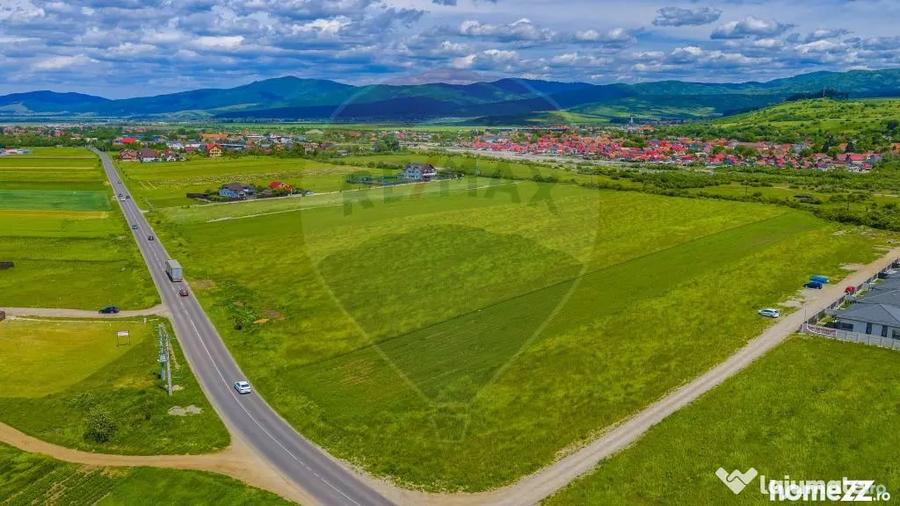 Teren în Tărlungeni