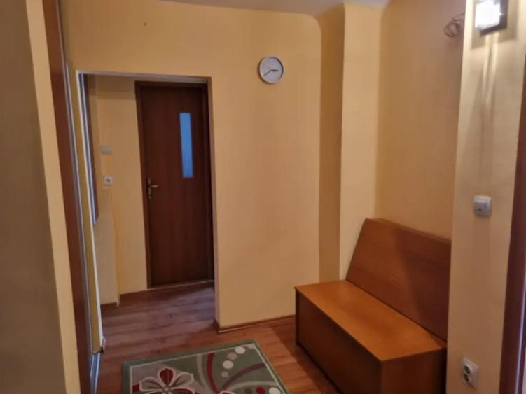 Apartament cu 2 camere decomandat în Mihai Bravu