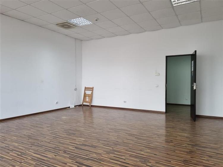 Birou, de 40 mp, în Ultracentral