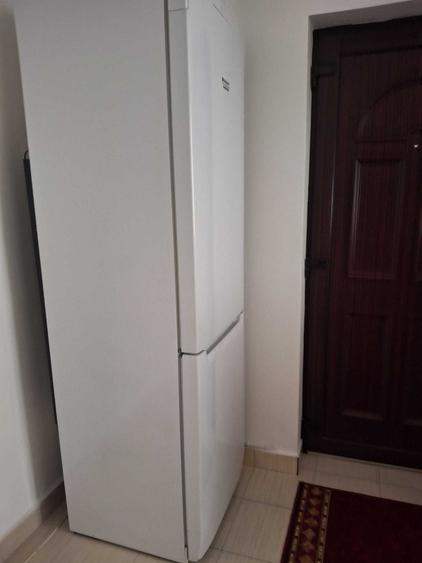 Apartament cu 3 camere decomandat în Independenței