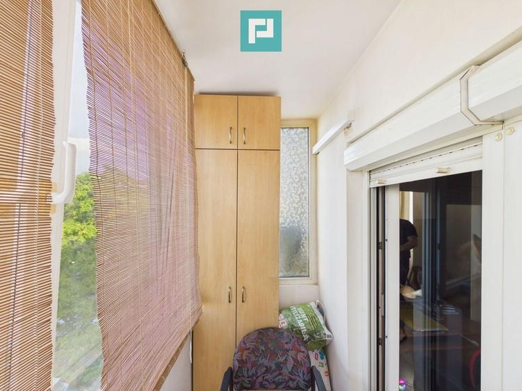 Apartament cu 3 camere decomandat, mobilat în Rogerius