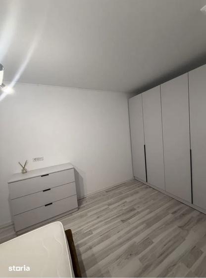 Apartament cu 3 camere în Pieptănari