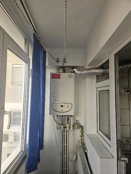 Apartament cu 2 camere decomandat în Micro 20