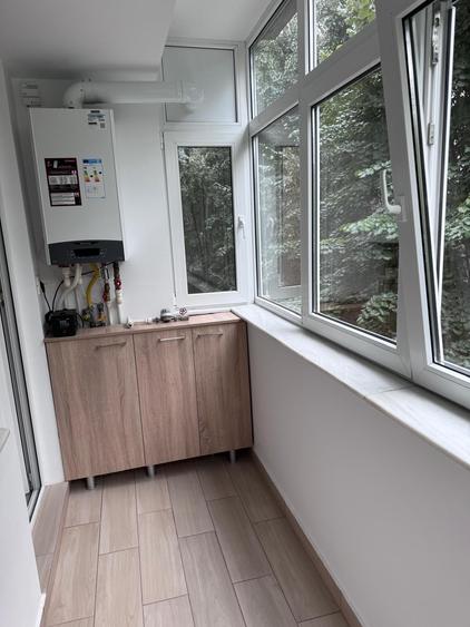 Apartament cu 2 camere semidecomandat în Tomis III