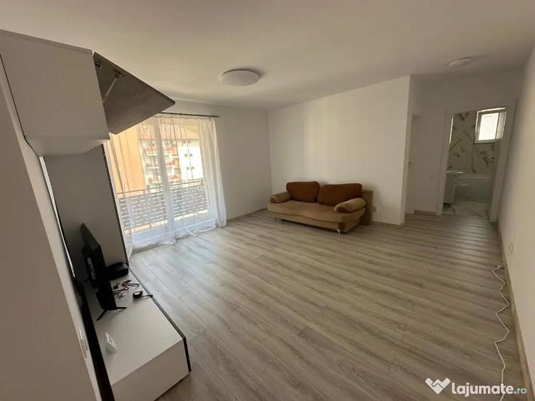 Apartament cu 2 camere decomandat în Florești