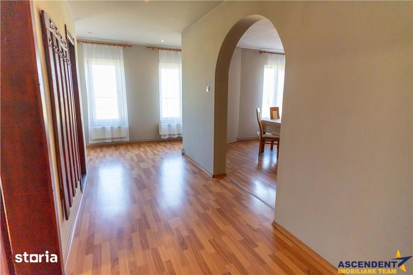 Spațiu comercial, de 570 mp, în Hilib