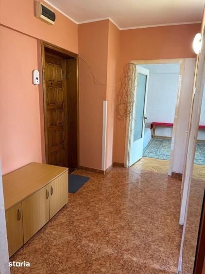 Apartament cu 3 camere în Canta