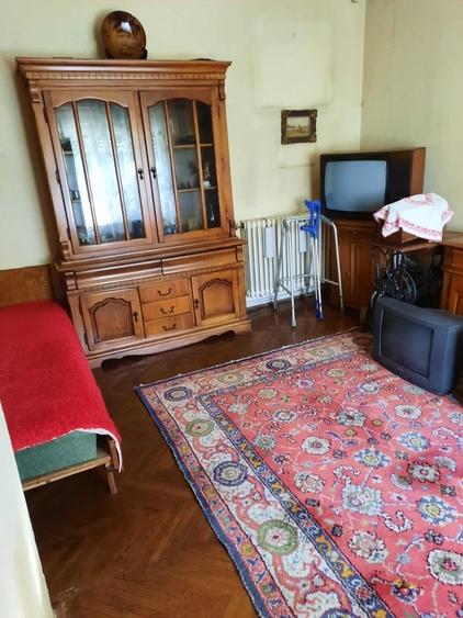 Casă cu 4 camere cu Teren 110 Mp în Central