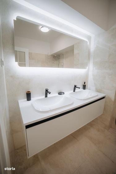 Apartament cu 3 camere decomandat în Breazu