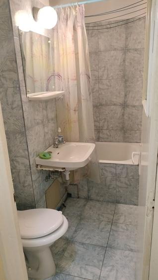 Garsonieră decomandată în UTA