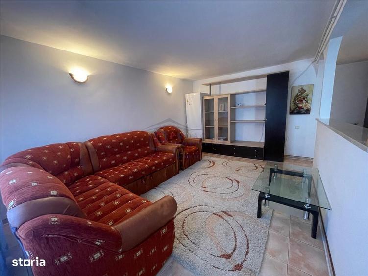 Apartament cu 3 camere decomandat în Obcini