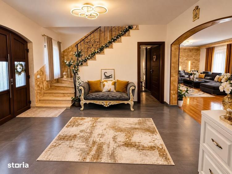 Casă cu 4 camere cu Teren 600 Mp în Central