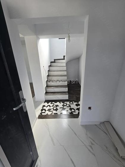 Duplex modern 193 mp | curte proprie 329 mp | 5 camere | toate utilita?ile | Corbeanca