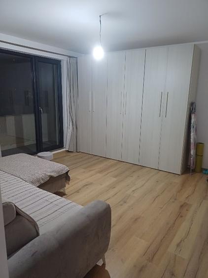 Apartament cu 2 camere decomandat, mobilat în Cumpăna