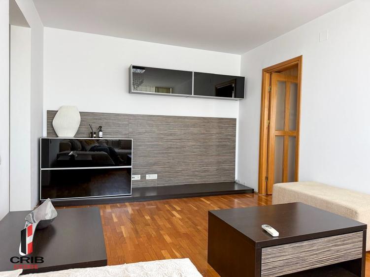Apartament cu 2 camere semidecomandat, mobilat în Dristor