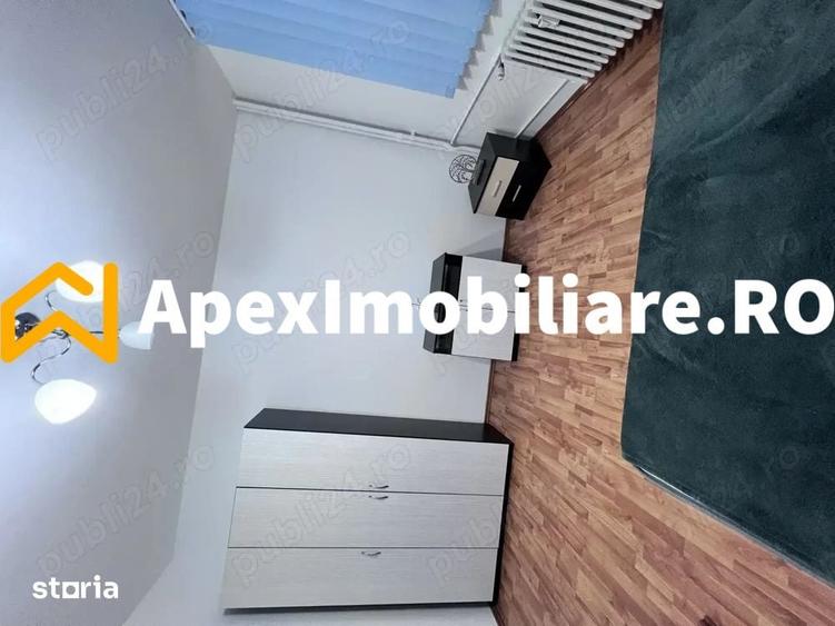 Apartament cu 3 camere semidecomandat în Giulești