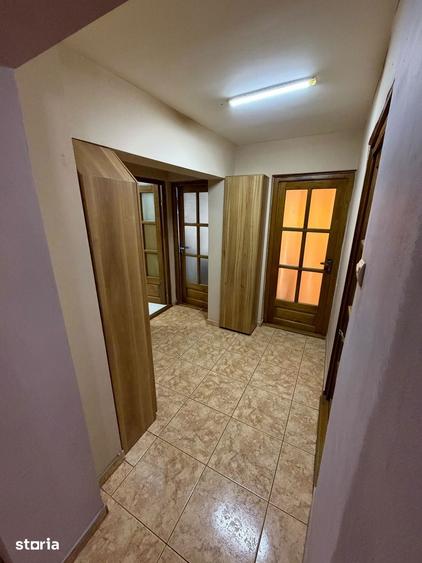 Apartament 4 camere, Craiovi?a centrala 2/4 - 10