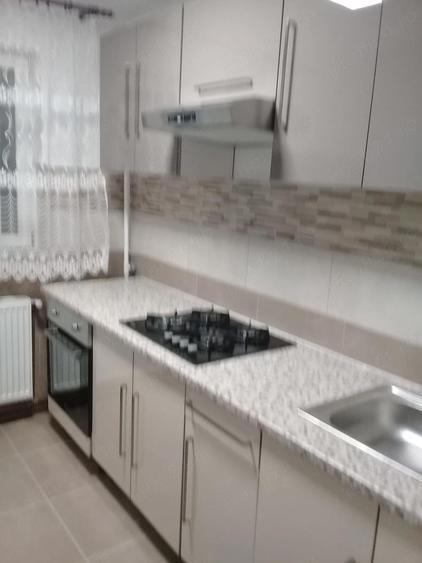 Apartament de inchiriat 3 camere - 5