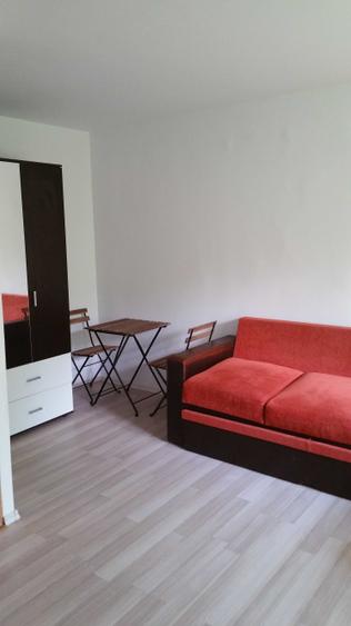 Garsonieră semidecomandată în Brâncoveanu