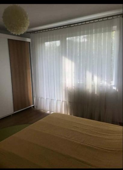 Apartament cu 3 camere semidecomandat în Florești — fotografia 2