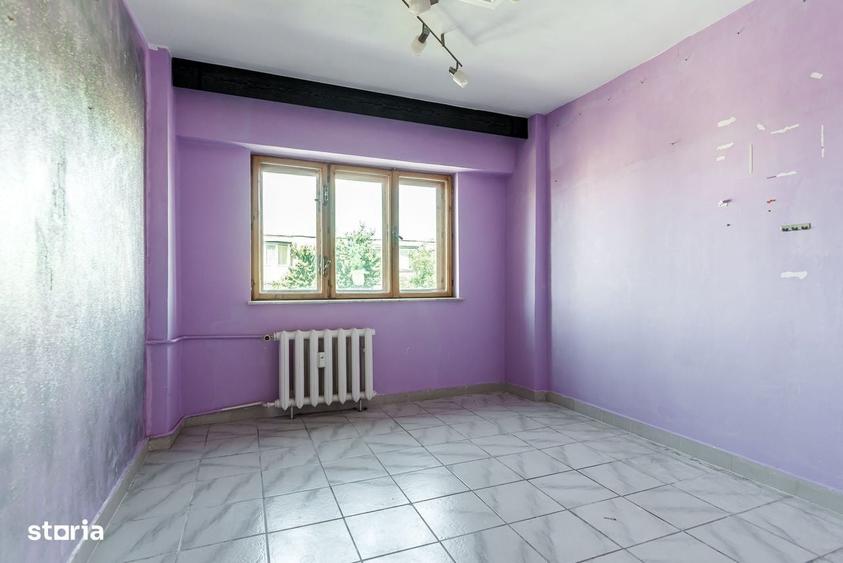 Apartament cu 4 camere decomandat în Aurel Vlaicu