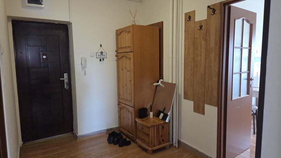 Se inchiriaza o camera intr-un apartament cu 2 camere aproape de FSEGA - 6