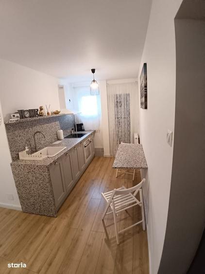Apartament cu 2 camere decomandat, mobilat în 1 Mai