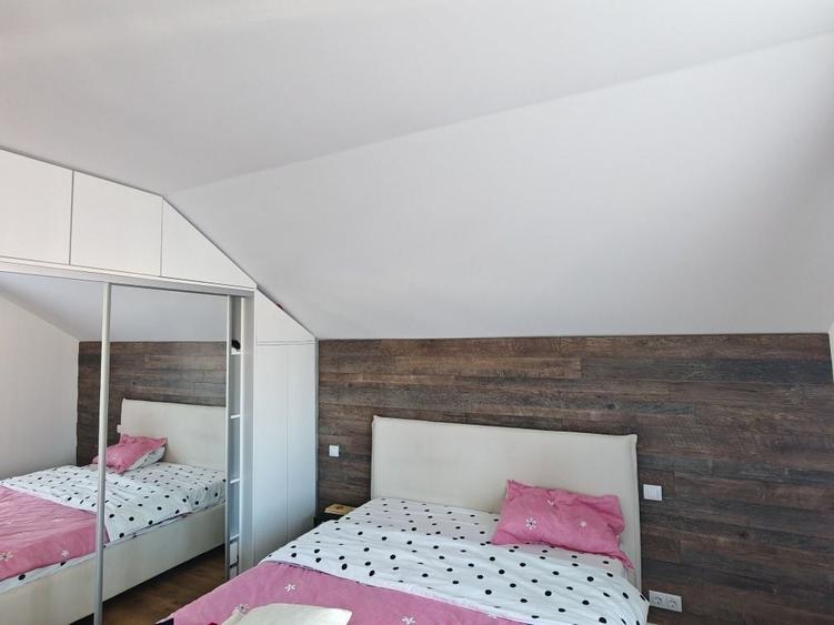 Casă cu 3 camere în Central