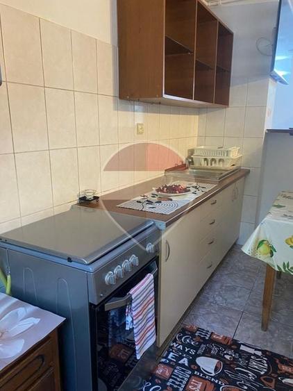 Garsonieră decomandată, mobilată în Sebastian