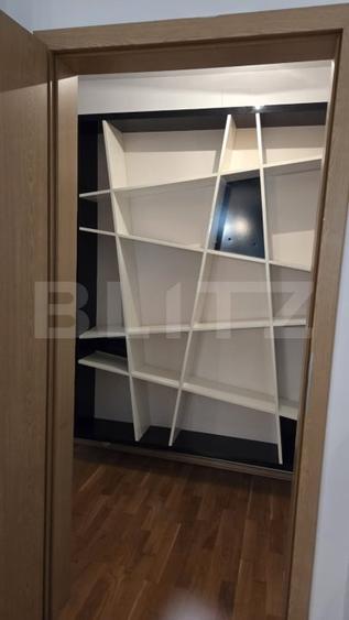Apartament cu 3 camere decomandat, mobilat în Dumbrăvița
