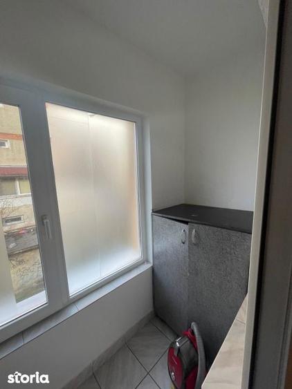 Apartament cu 3 camere, mobilat în Gării