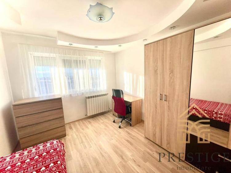 Apartament cu 3 camere, mobilat în Dacia